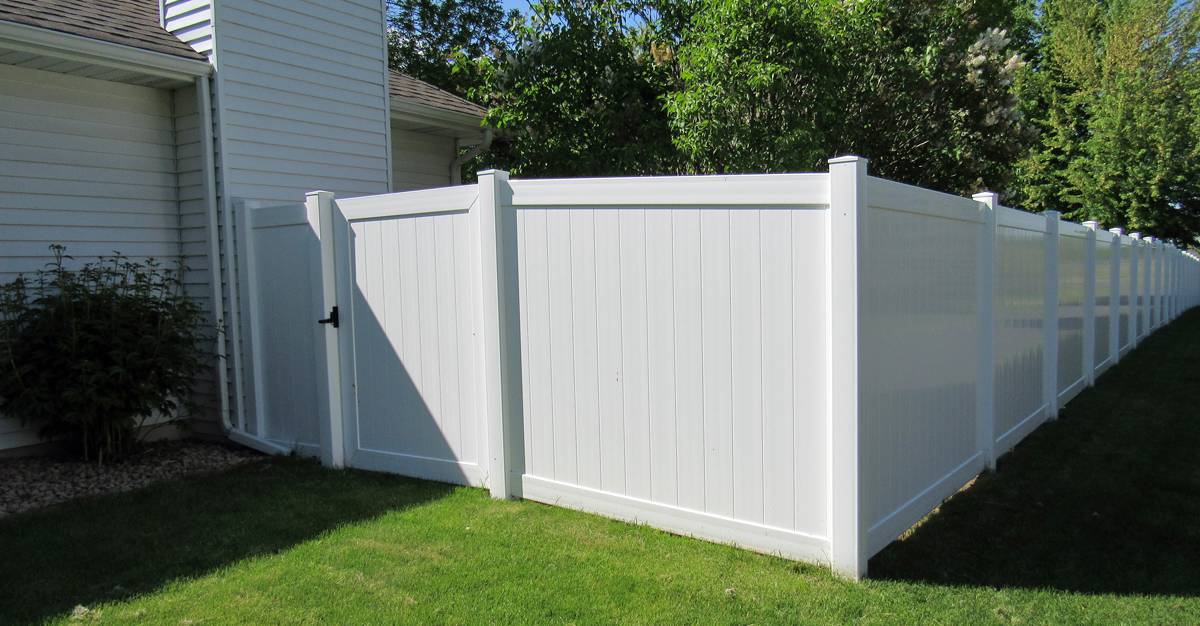 vinyl fencing privacy fence pool fencing fence company mn